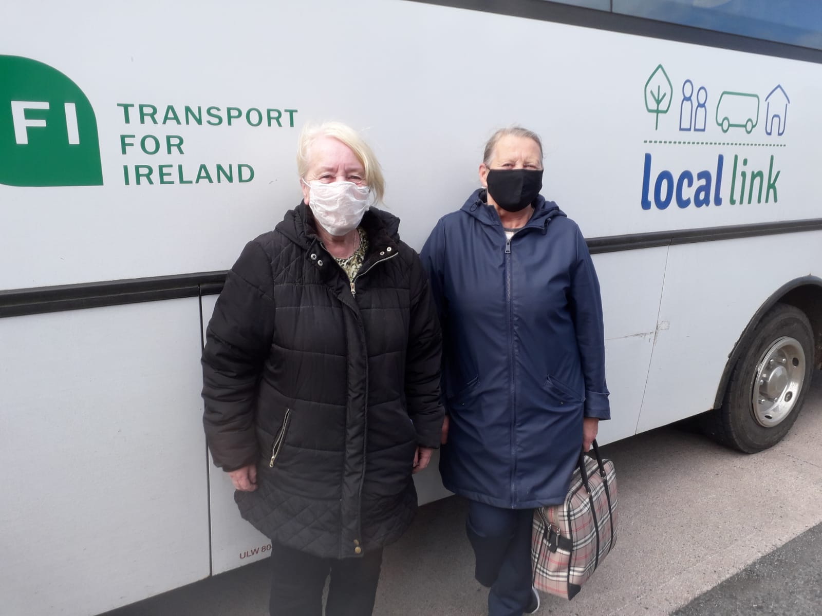 Local Link Passengers wearing their masks